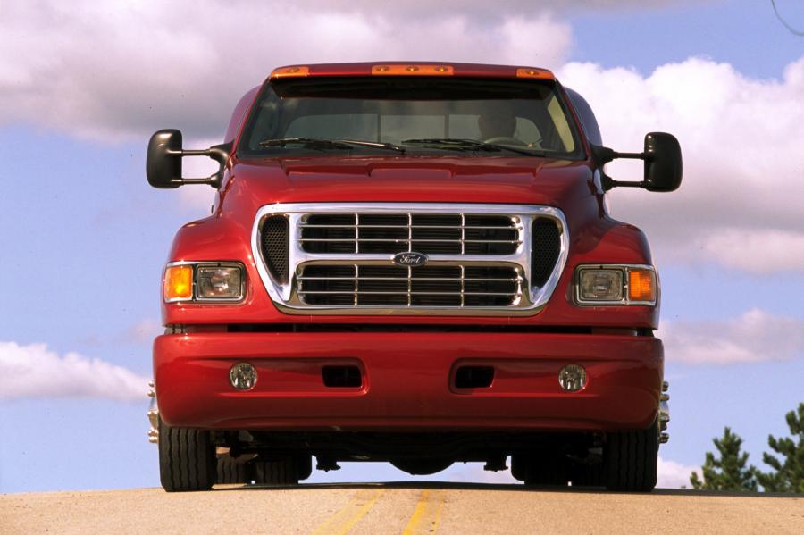 Ford F-650 2001 года  (фото 47 из 54)